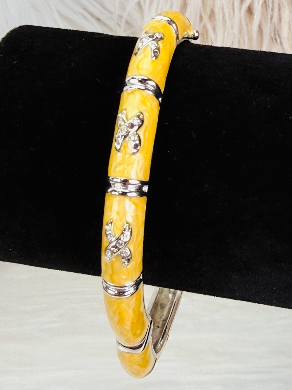 Laura Adams Elegant Hugs Yellow Enamel Bling Silvertone Bangle Bracelet